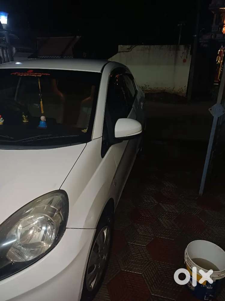 Honda Amaze 2015 Petrol 210000 Km Driven
