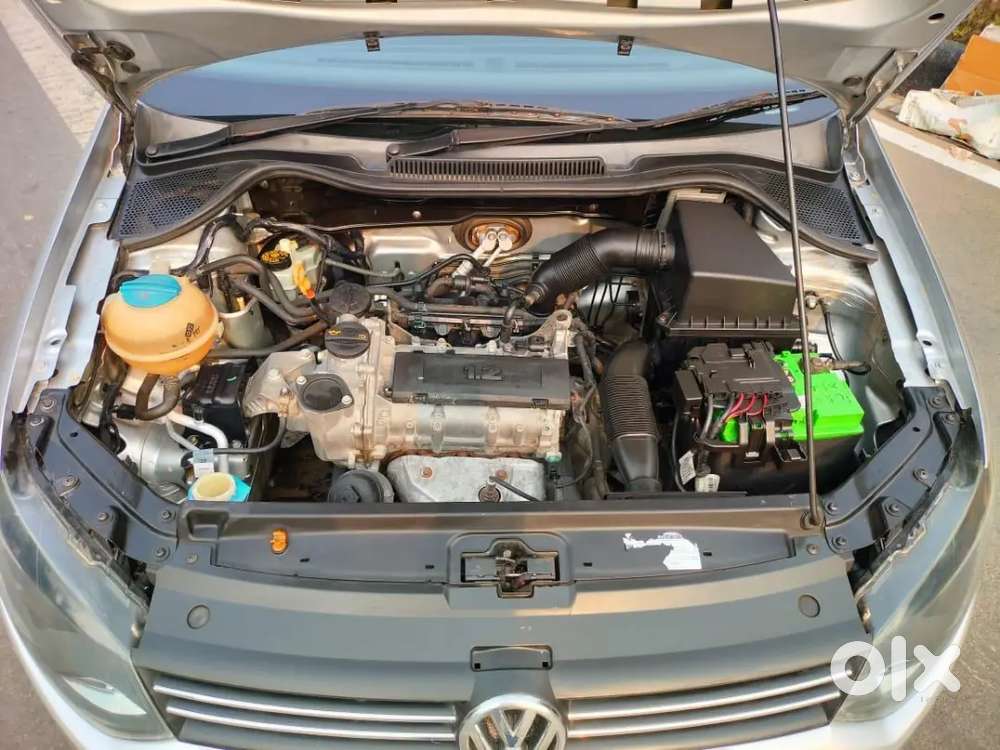 Volkswagen Polo Highline 2013 Car