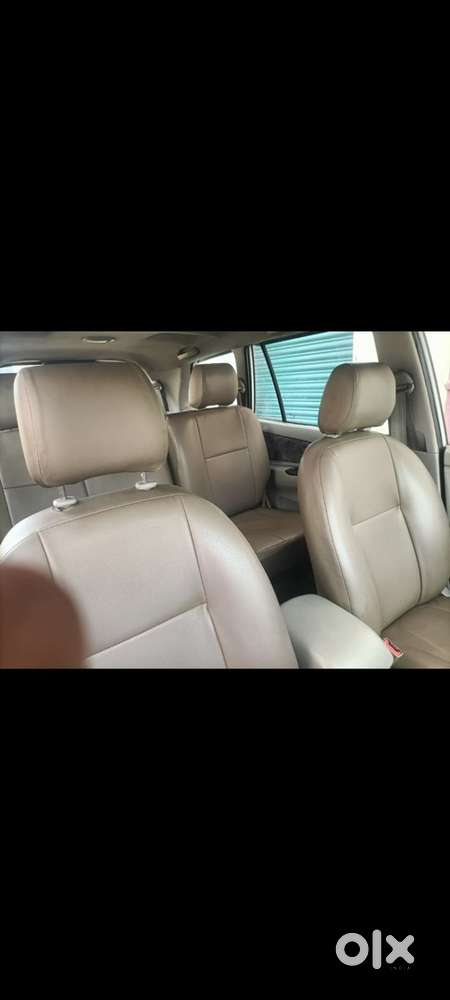 Toyota Innova 2012 Model