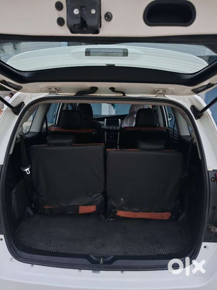 Toyota Innova Crysta 2.4 Gx Mt, 2017, Diesel