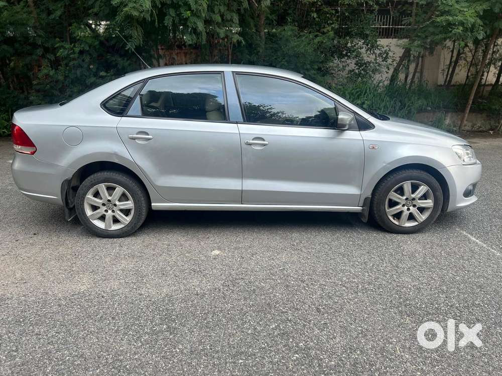 Volkswagen Vento 2010-2013 Petrol Highline, 2011, Petrol