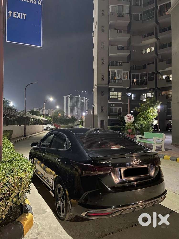 Hyundai Verna 2022 Sx Petrol Well Maintained