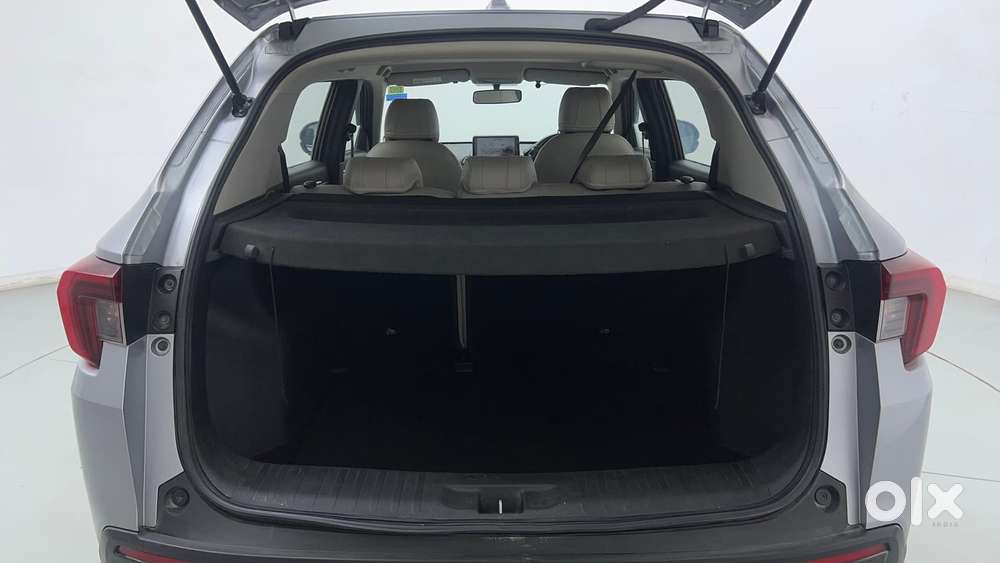 Honda Elevate V Mt, 2025, Petrol