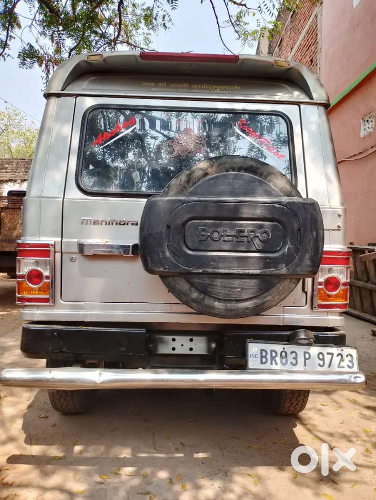Mahindra Bolero Diesel Automatic 2014 Silver