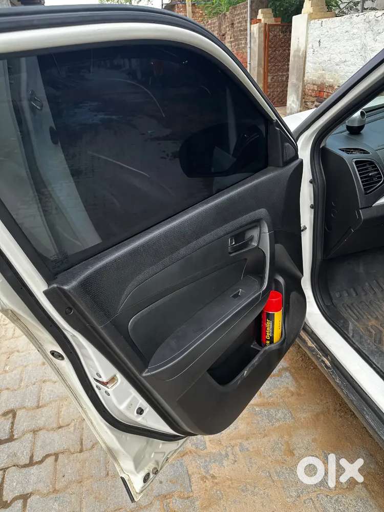 Maruti Brezza 2022 Lxi Smart Hybrid