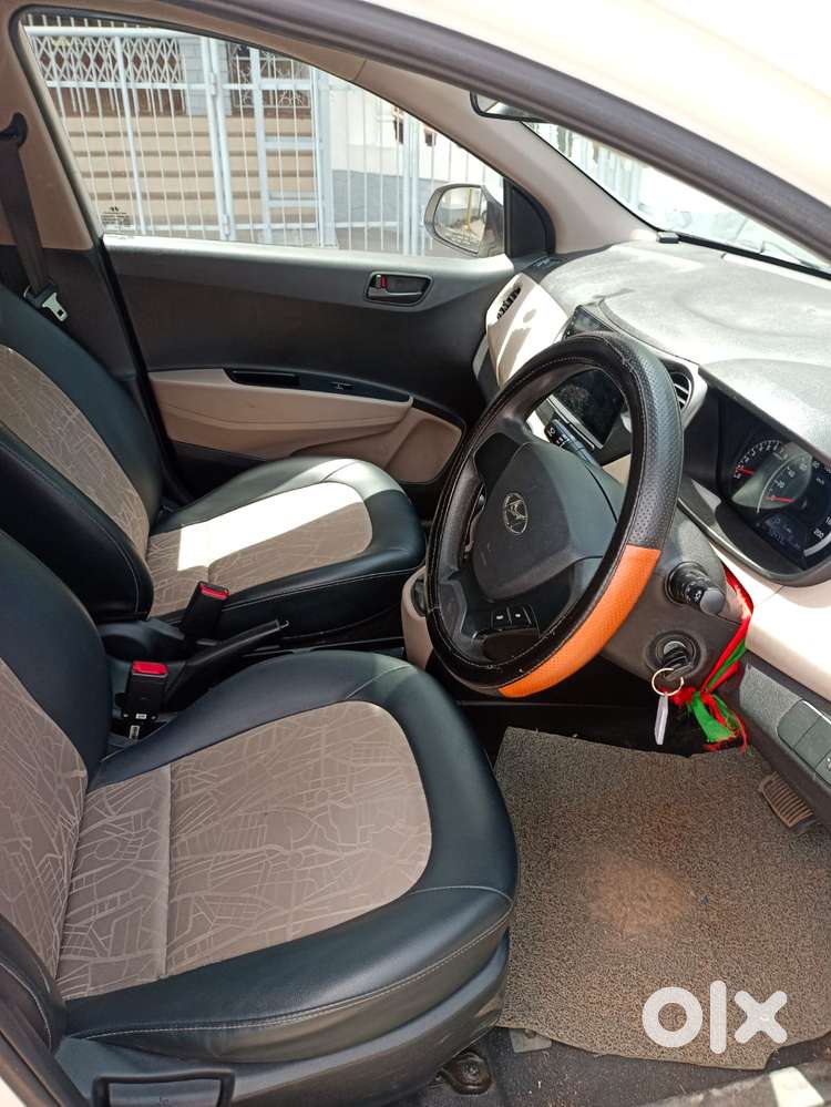 Hyundai Grand I10 Magna O At Petrol, 2016, Petrol