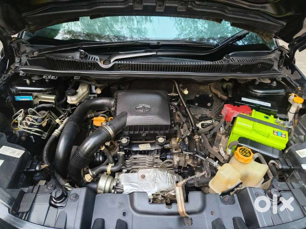 Tata Nexon 1.2 Revotron Xza Plus Hs Dark Edition, 2023, Petrol