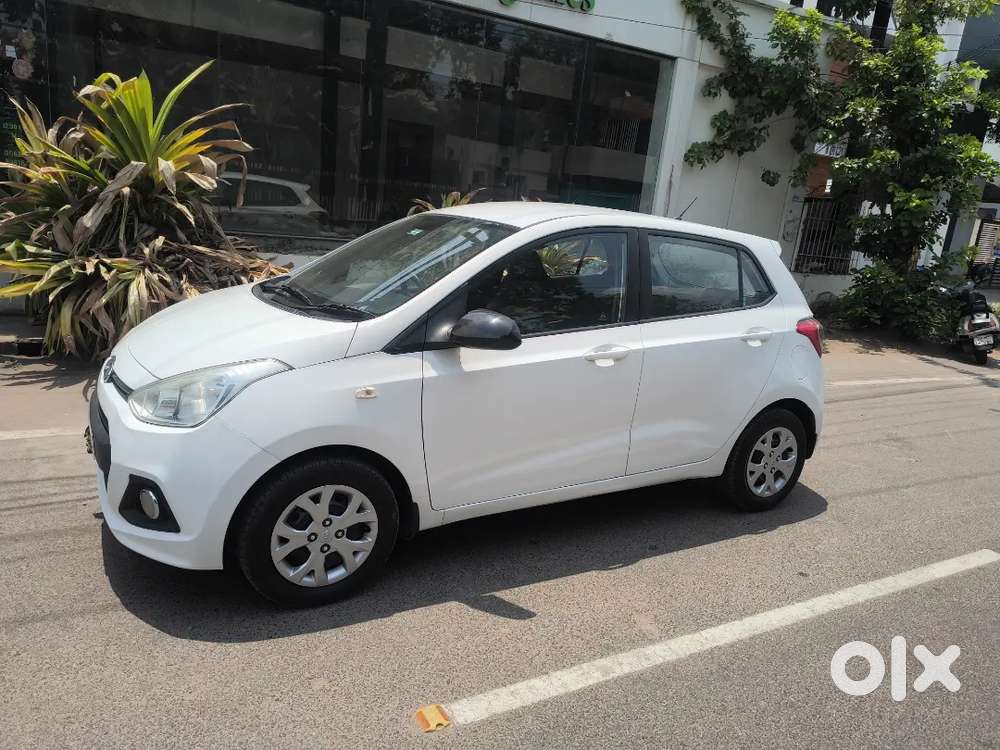 Hyundai Grand I10 2014 Diesel 120000 Km Driven