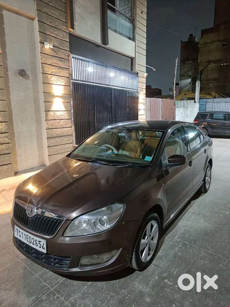 Skoda Rapid Automatic 2015