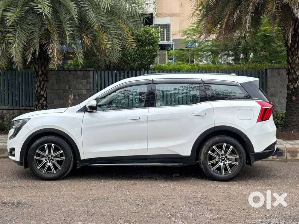 Mahindra Xuv700 2.0 Ax 7 Petrol At Luxury Pack Str, 2024, Petrol
