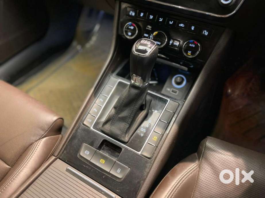 Skoda Superb 2.0 L&k Tsi At, 2019, Petrol