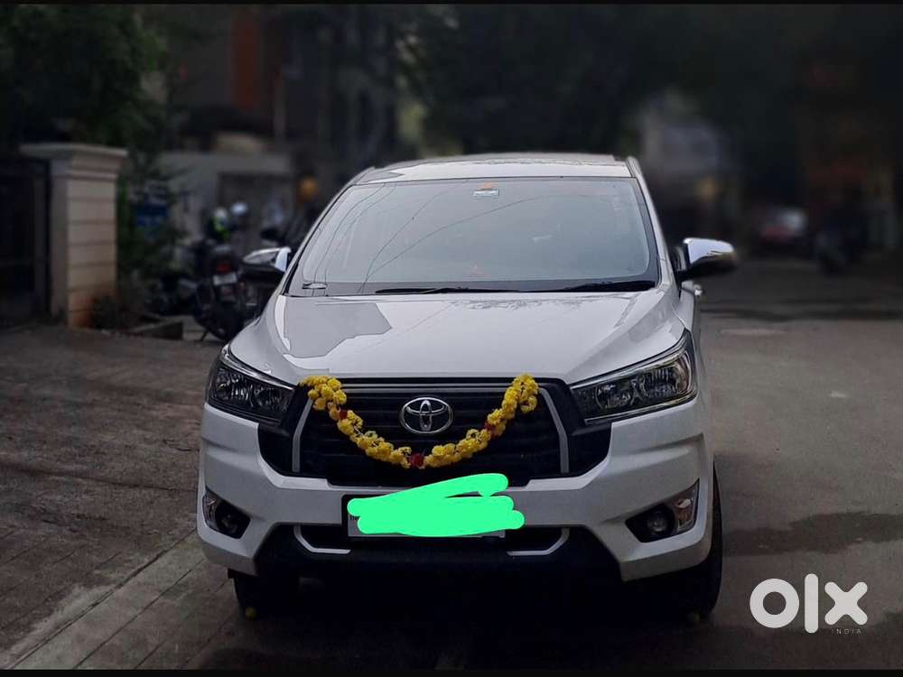 Toyota Innova Crysta Diesel 2025