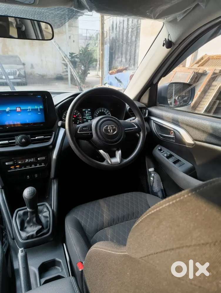 Toyota Urban Cruiser Hyryder 2025 Petrol 30000 Km Driven
