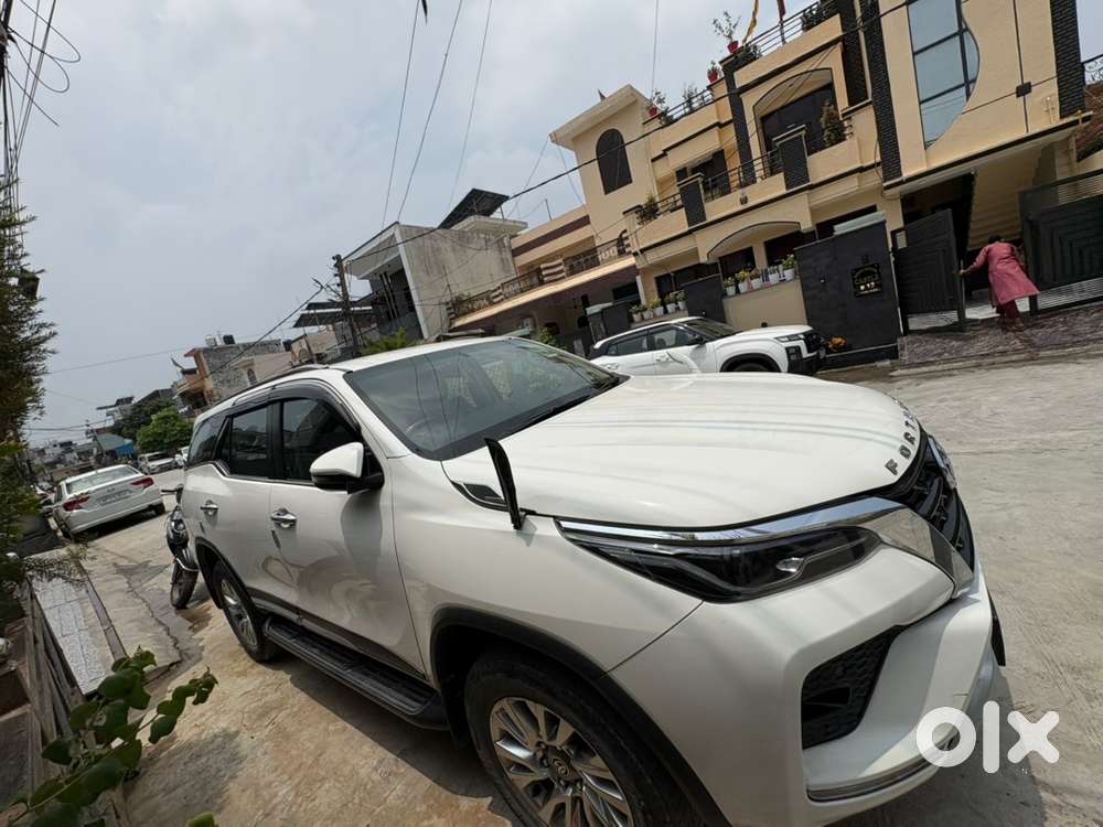 Toyota Fortuner 2.8 Legender 2023
