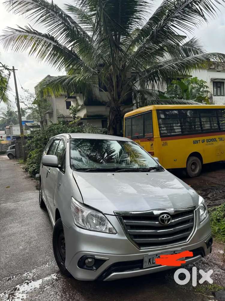 Toyota Innova Diesel 2012