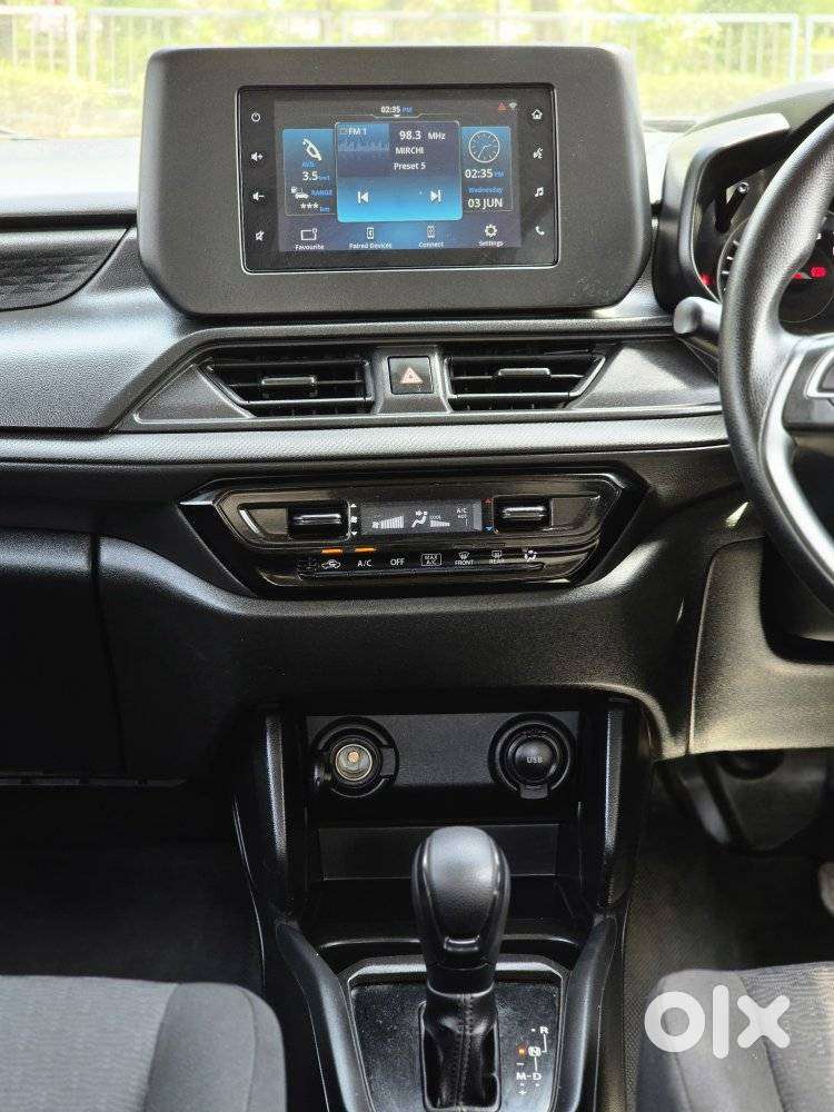 Maruti Suzuki Swift Vxi Optional, 2024, Petrol