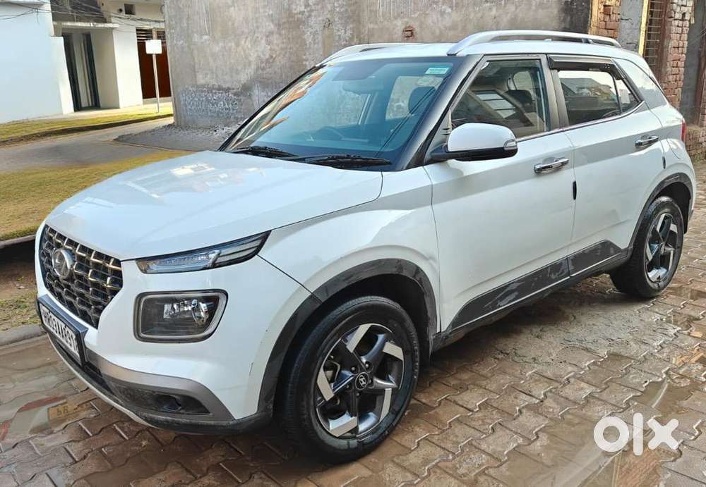 Hyundai Venue 2021 Diesel Good Condition