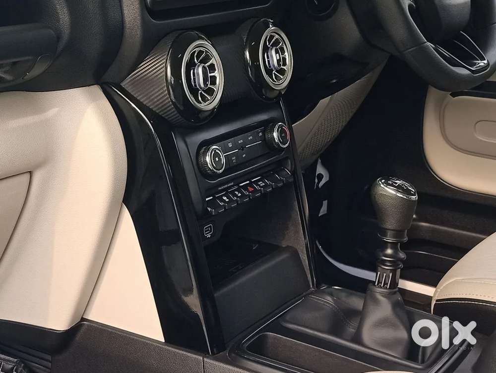 Mahindra Thar Roxx, 2025, Diesel
