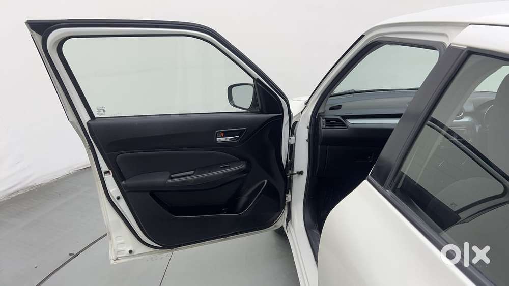 Maruti Suzuki Swift Vvt Vxi, 2019, Petrol