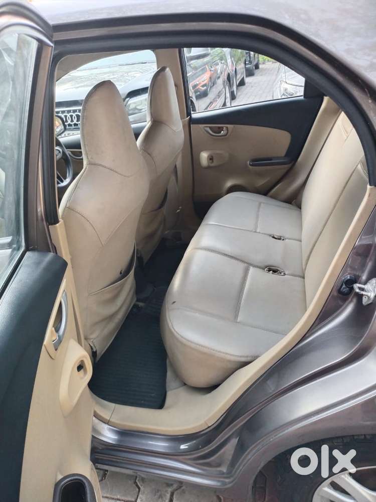 Honda Brio V Mt, 2012, Petrol