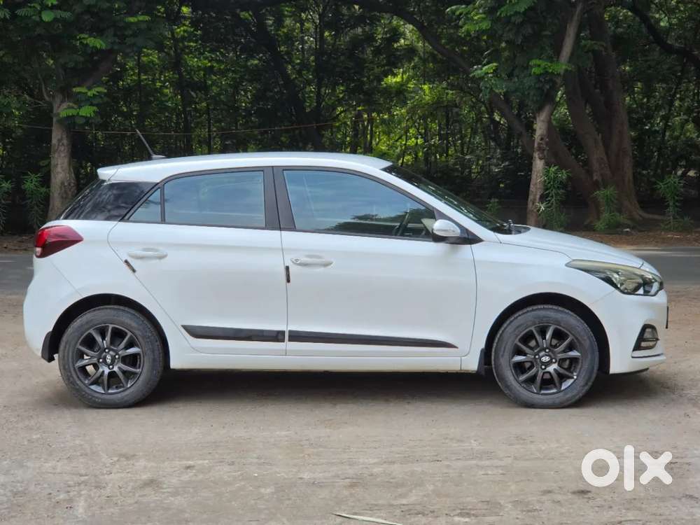 Hyundai I20 Sportz 1.2 Bs-iv, 2019, Petrol