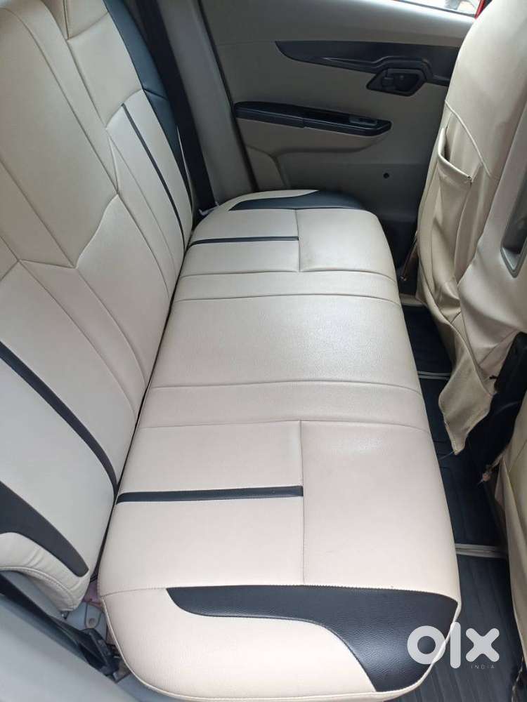 Mahindra Kuv 100 Mfalcon D75 K2, 2017, Petrol