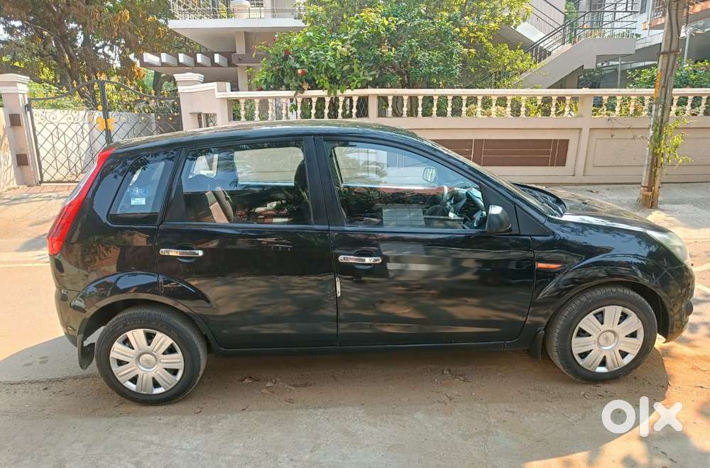 Ford Figo 2010-2012 Petrol Zxi, 2012, Petrol