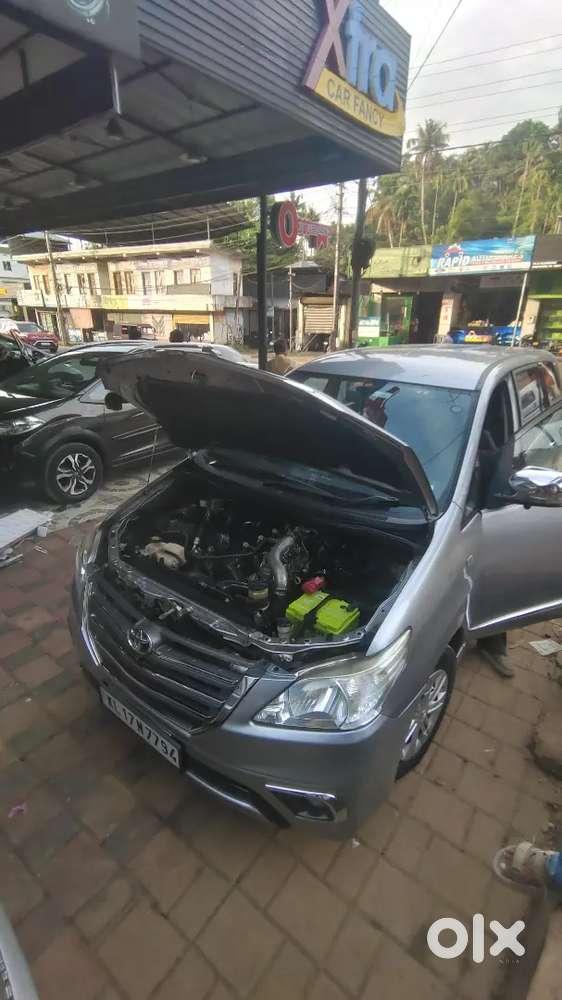 Toyota Innova Diesel 2016 Variant