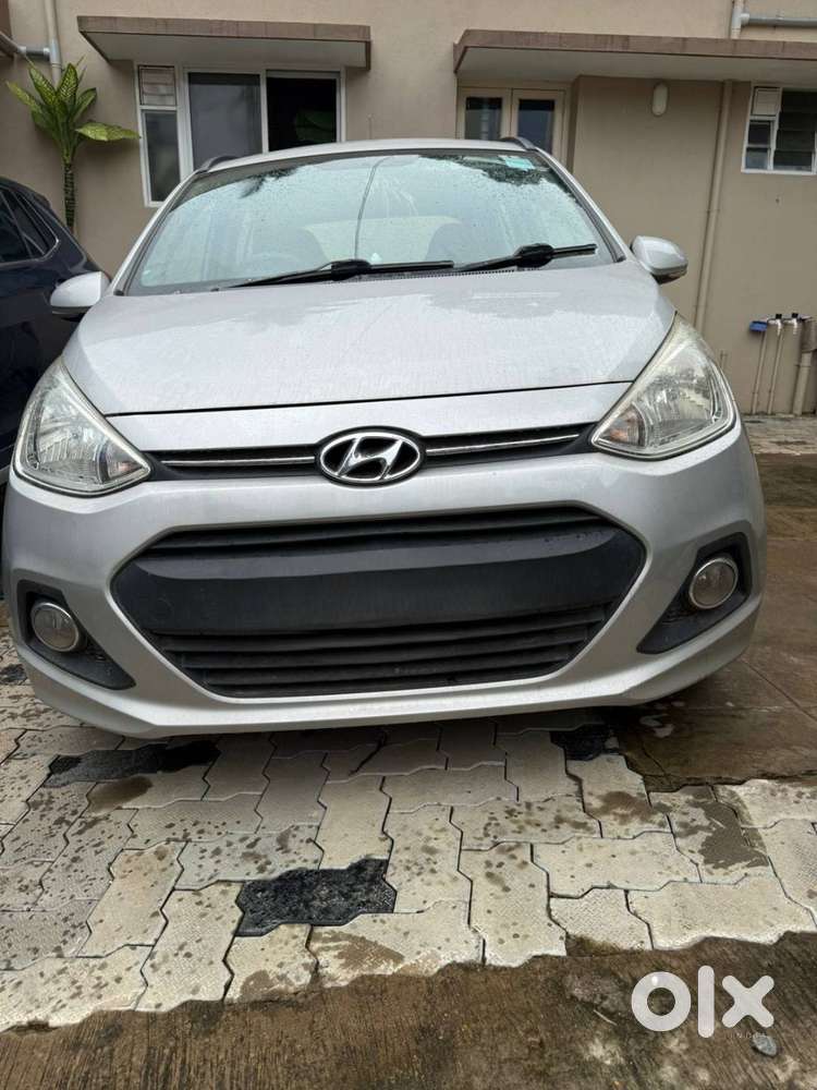 Hyundai Grand I10 Sportz Car For Sale