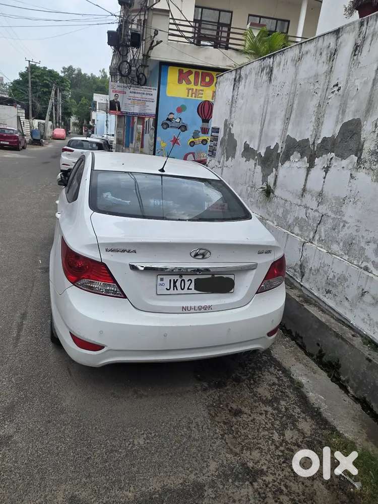 Hyundai Verna 2014 Petrol 72000 Km Driven
