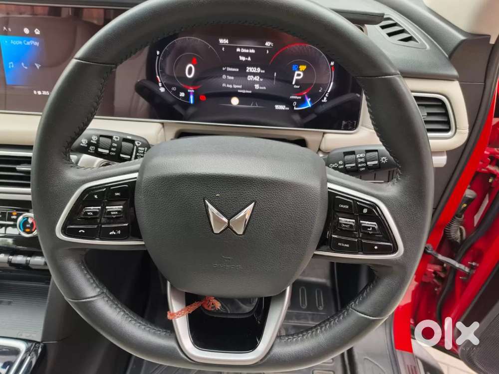 Mahindra Xuv700 2.2 Ax 7 Diesel At Luxury Pack Str Awd, 2022, Diesel