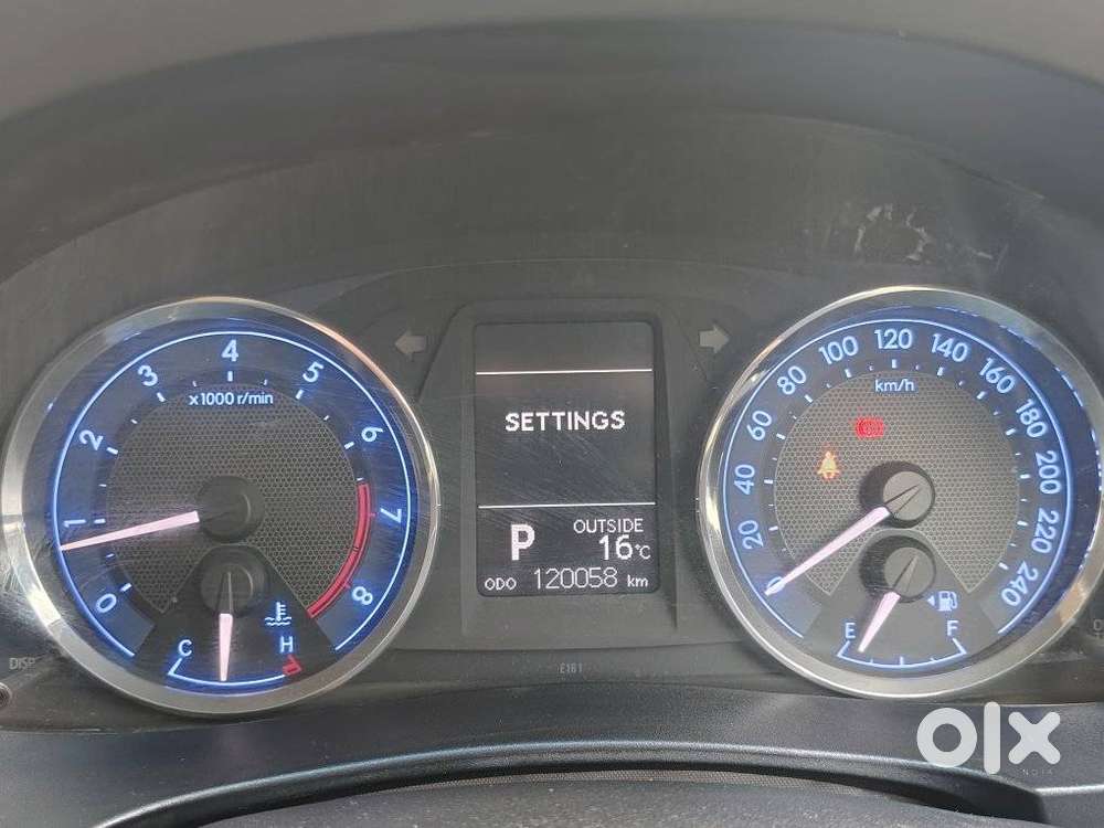 Toyota Corolla Altis 2013-2017 G At, 2015, Petrol