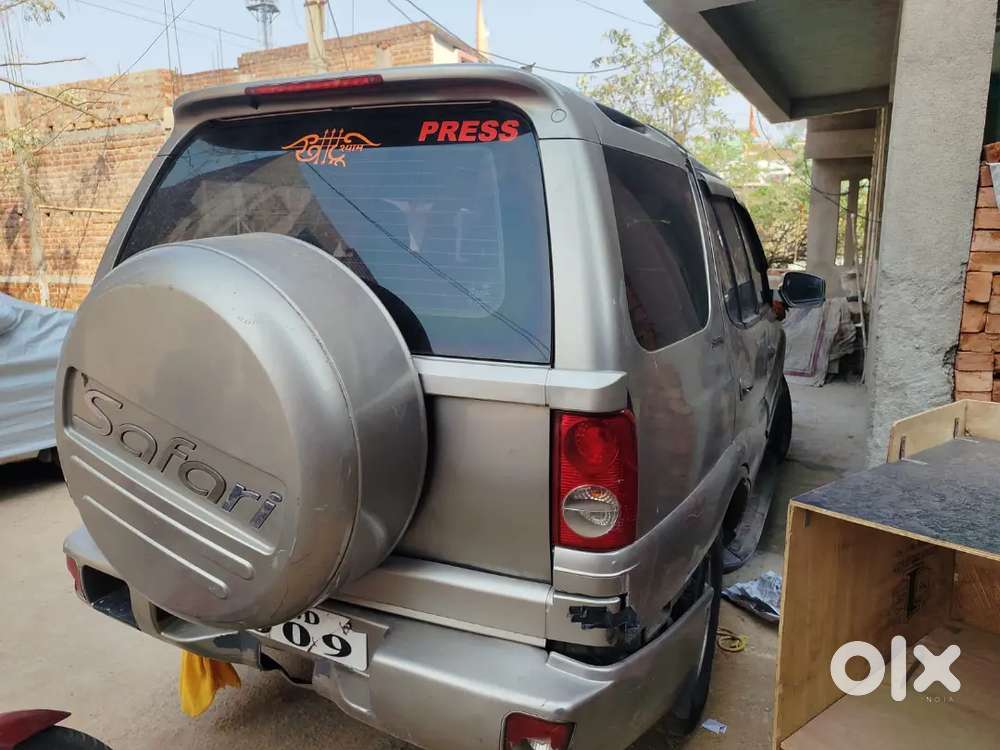 Tata Safari 4x2 3l Engine With Vip Number And Good Music System