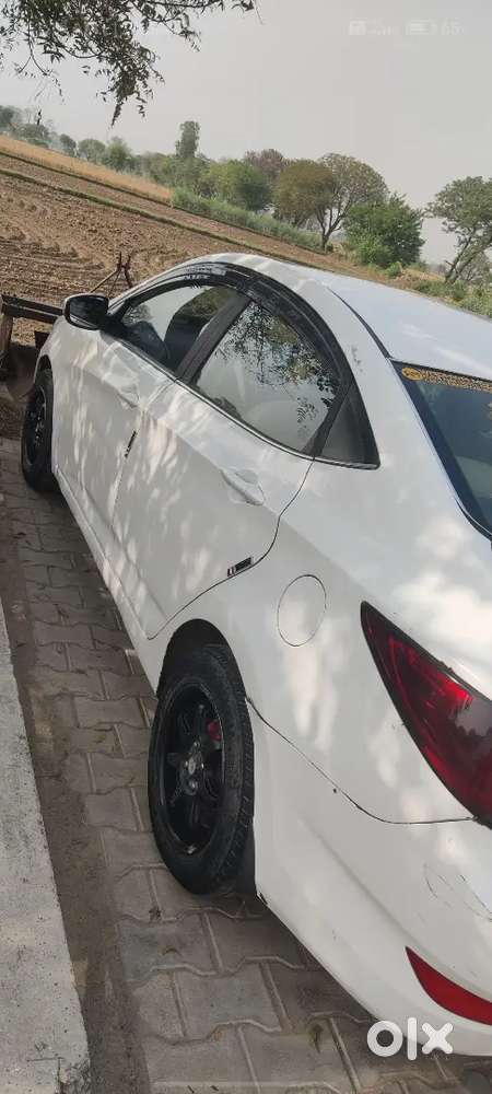 Hyundai Verna 2013