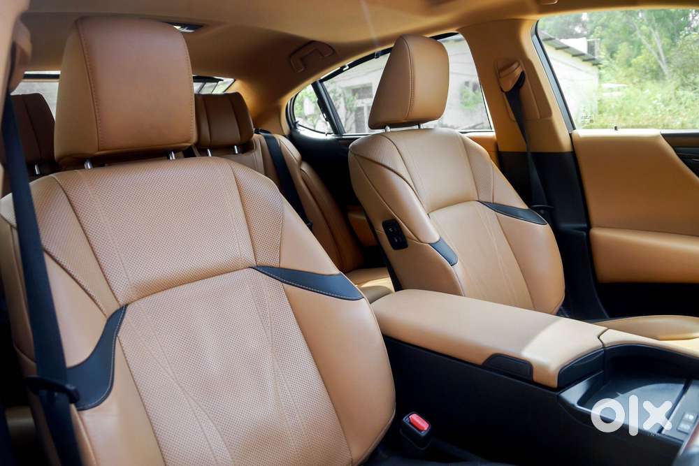 Lexus Es 300h Exquisite, 2024, Petrol