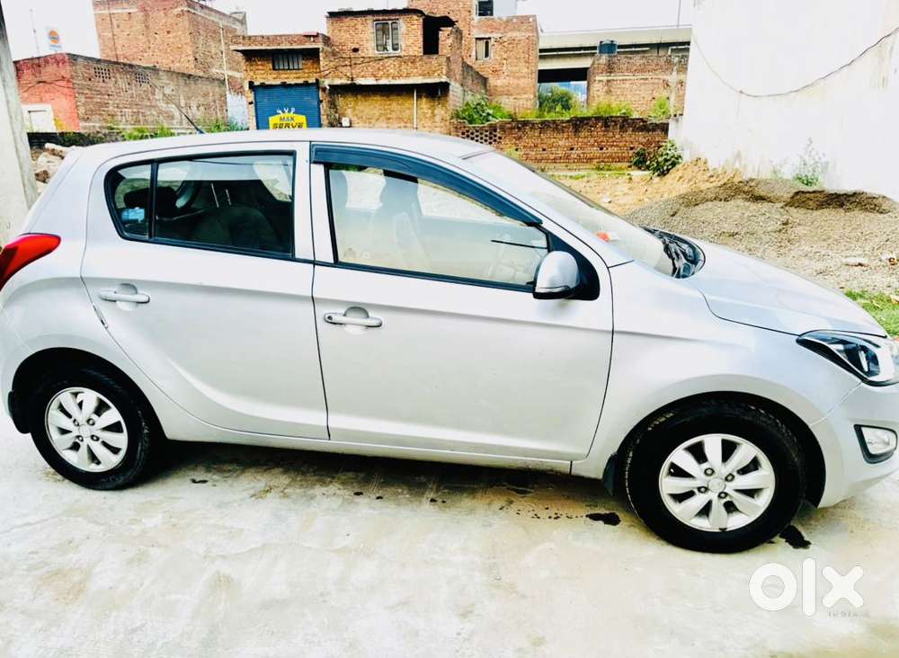 Hyundai I20 2010-2012 1.2 Sportz, 2012, Petrol