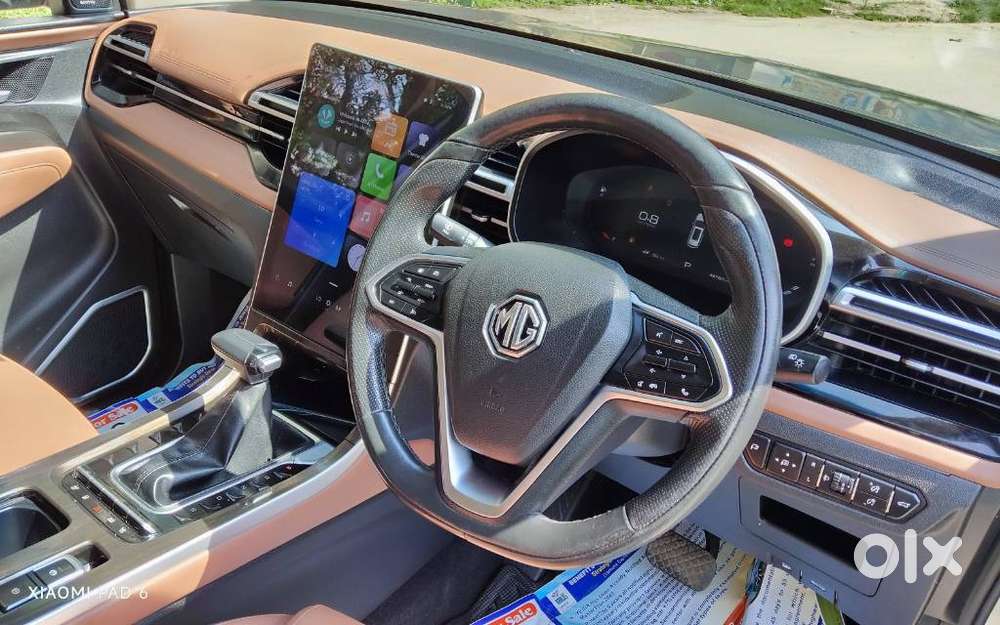 Mg Hector Plus Sharp Pro 1.5 Turbo Petrol Cvt 7 Str, 2023, Petrol