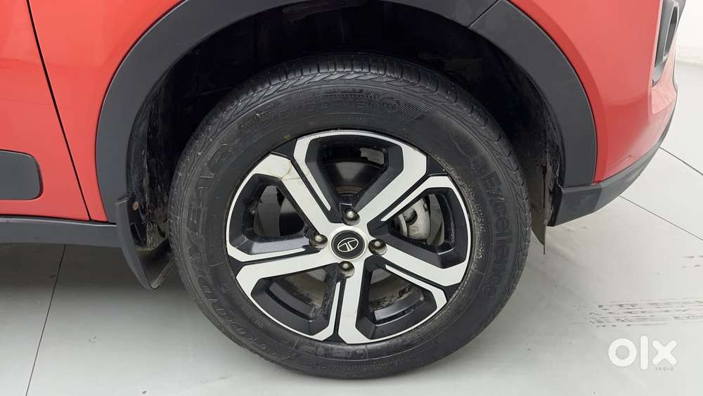 Tata Nexon 1.2 Revotron Xz Plus, 2022, Petrol