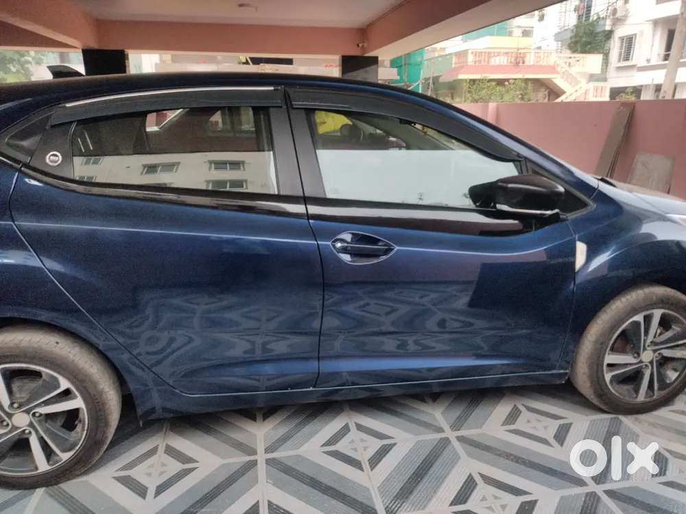 Tata Altroz 2023 Cng & Hybrids 42000 Km Driven And Well Maintained