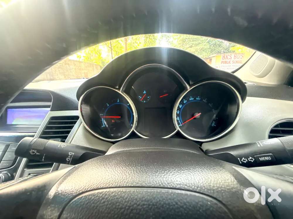 Chevrolet Cruze 2011 Diesel 140000 Km Driven