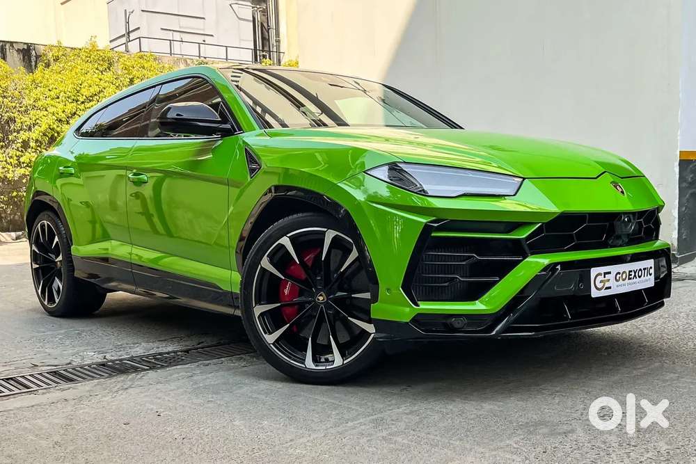 Lamborghini Urus, 2022, Petrol