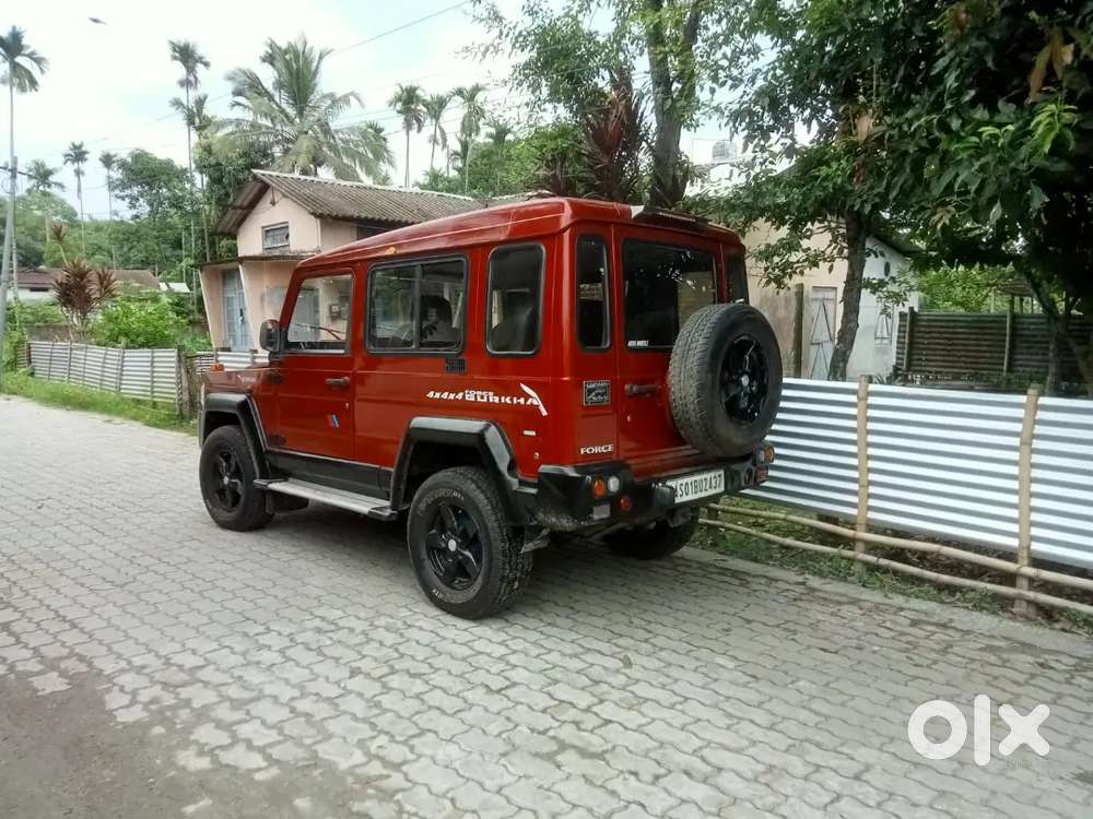 Force Motors Gurkha 2015