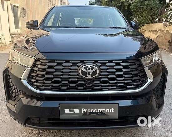Toyota Innova Hycross Gx (o), 2025, Petrol