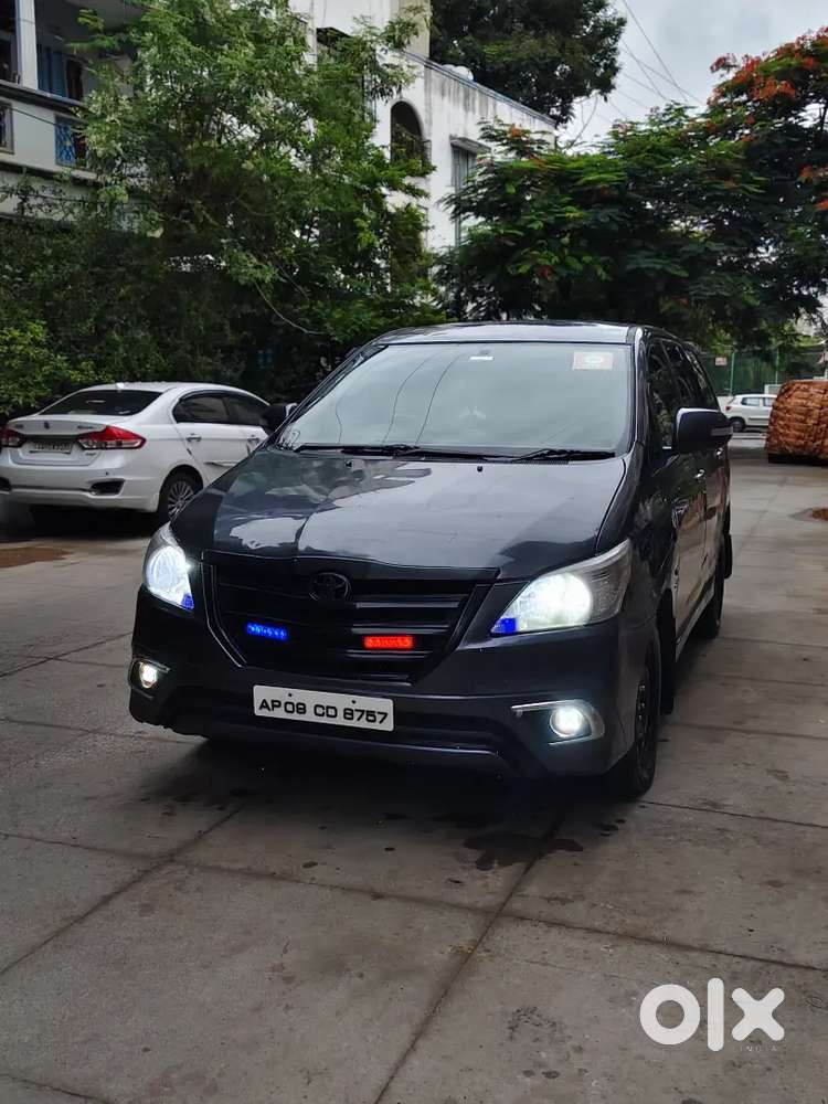 Toyota Innova Diesel 2011 2nd Owner
