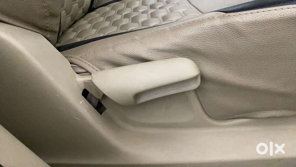 Maruti Suzuki Swift Dzire 1.2 Lxi (o), 2015, Petrol