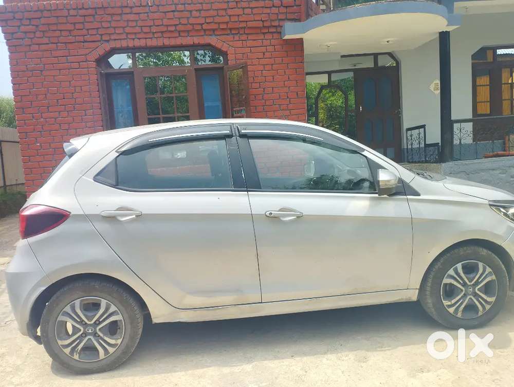 Tata Tiago Xz +  2021 Petrol Good Condition Top Model
