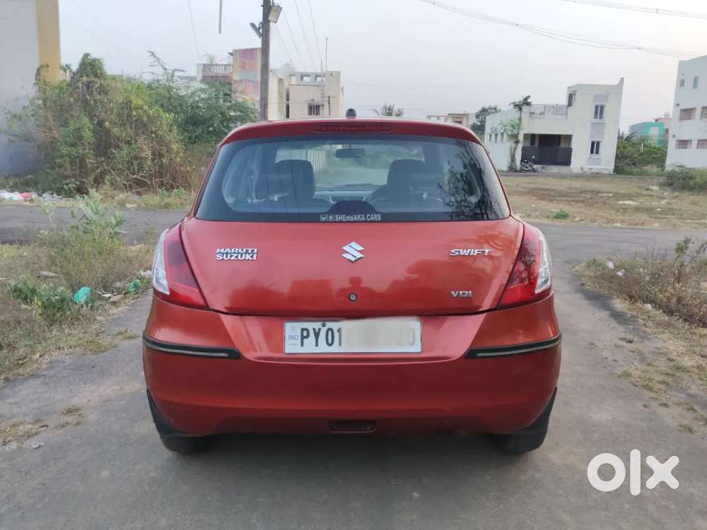 Maruti Suzuki Swift 2014 Diesel 122000 Km Driven
