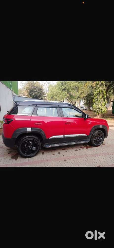 Maruti Suzuki Brezza 2023 Petrol Well Maintained