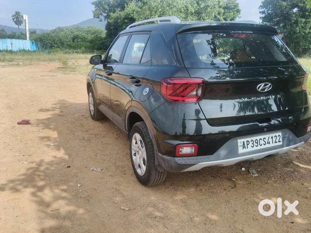 Hyundai Venue S Plus Mt 1.2 Kappa, 2019, Petrol