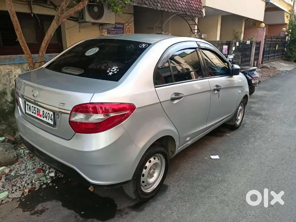 Tata Zest Quadrajet 2017 & Ford Fiesta Classic 2011
